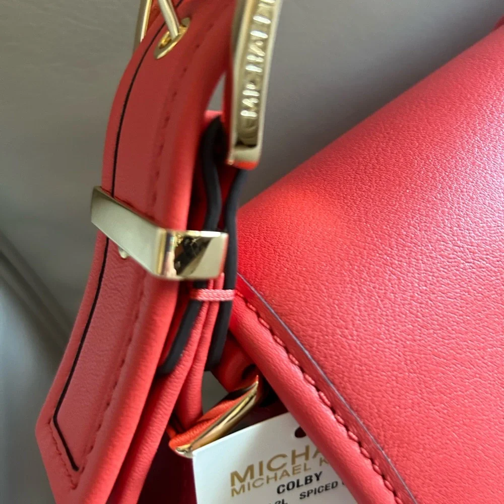 NWT Michael Kors Colby Bag - Picture 7 of 9